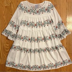 Vivi By Violet Weekend Sz S 3/4 Bell Sleeve Floral Ruffle White Boho Dress women